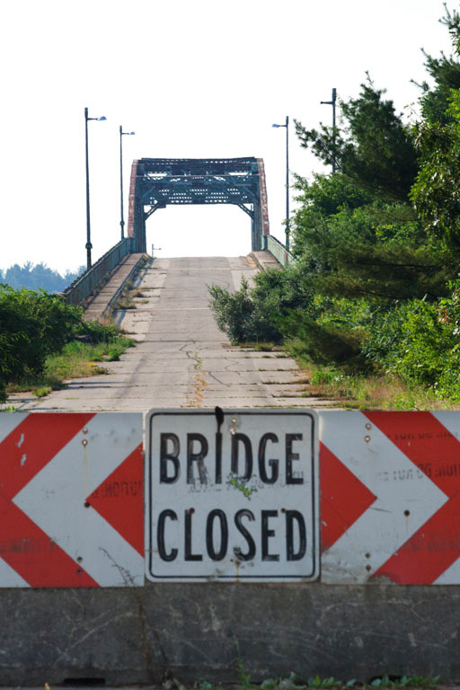 %_tempFileNamebridge%20closed,%2020100707_03%