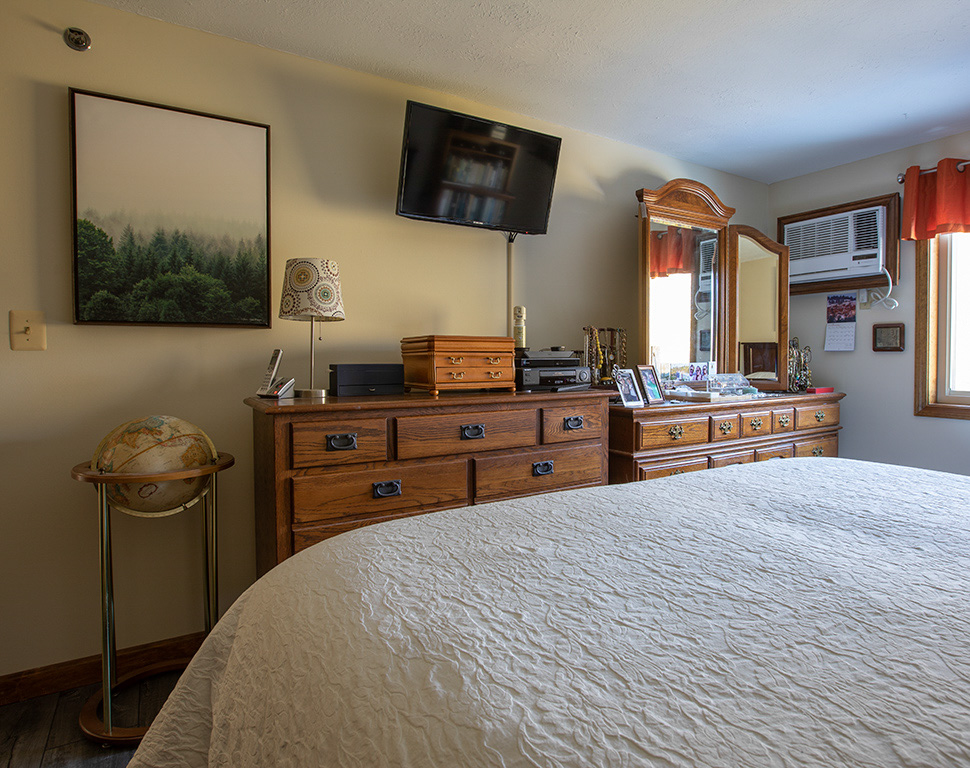 %_tempFileNamebedroom_2a%