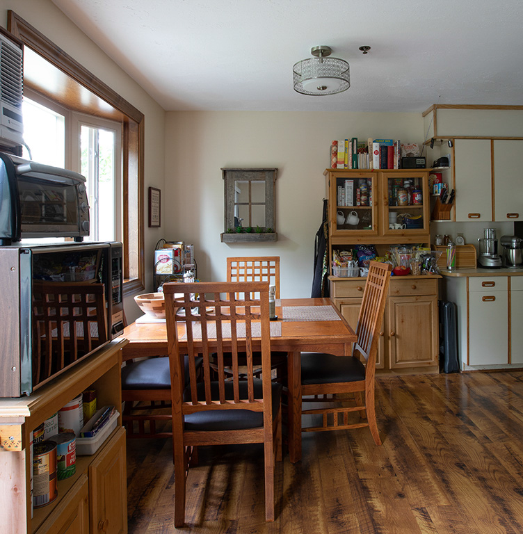 %_tempFileNamedining%20room_1%